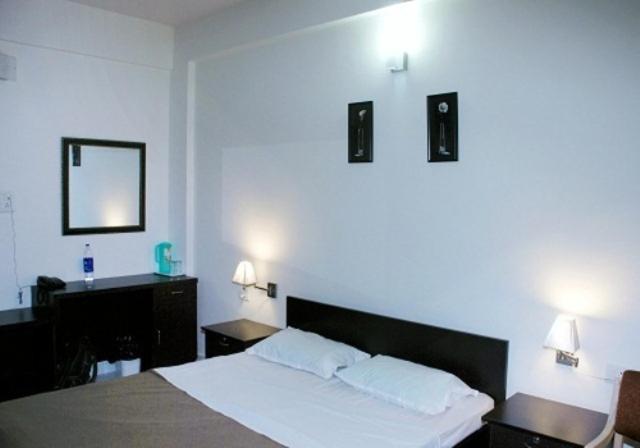 Maple Inn Budget Hotel Bangalore Zimmer foto