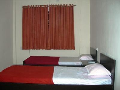 Maple Inn Budget Hotel Bangalore Zimmer foto